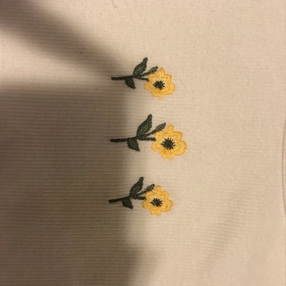 Hollister Top - Picture 3 of 7